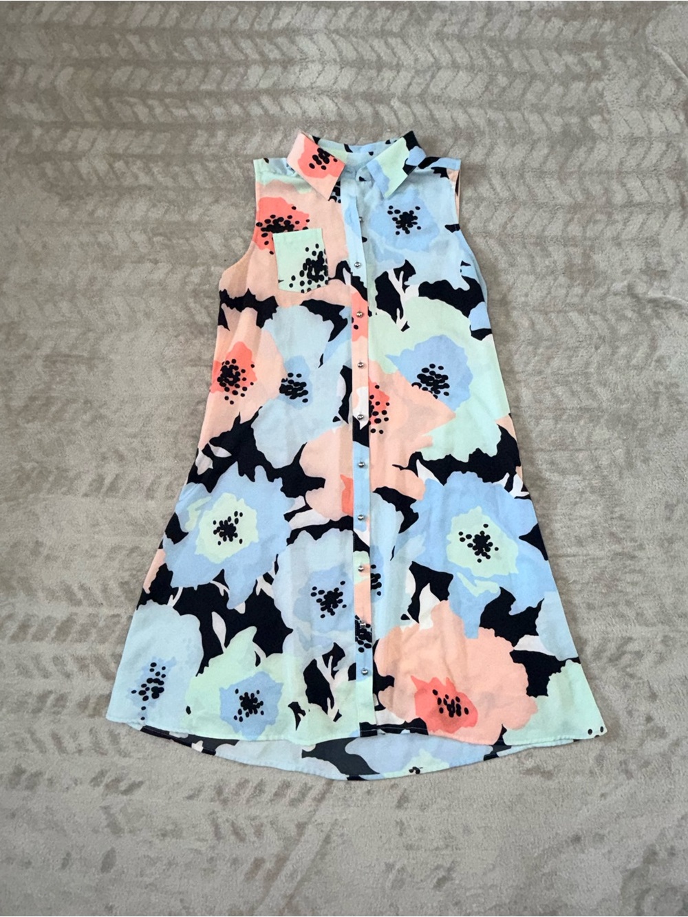 Calvin Klein Watercolor Pastel Floral Feminine Button Down breathable shirt dres